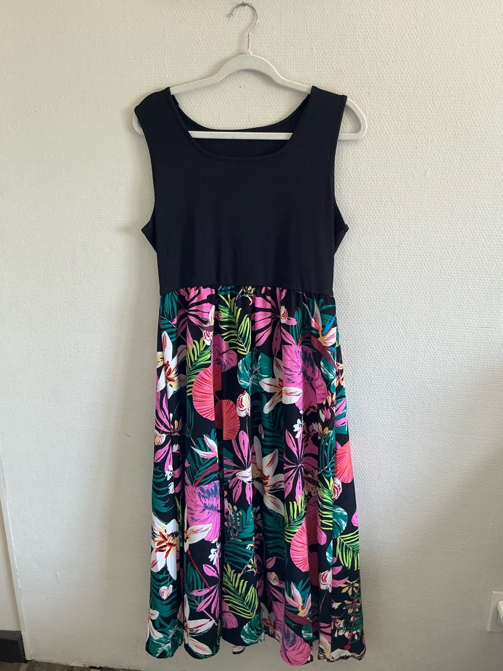 Tropical Floral Sleeveless Midi Dress Womens| Size XL